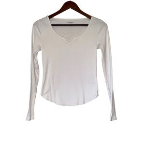 Old Navy Classic White Long Sleeve Ribbed Top